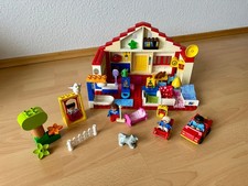 Lego Duplo Puppenhaus Spielhaus Familienhaus Haus mit Spielplatz + Auto