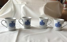 4 Sammler-Tassen von der Firma