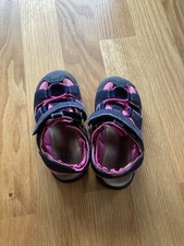 Kinderschuhe Größe 23