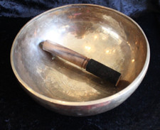 Große Klangschale Messing Singing Bowl Meditation 24,5 cm mit Klöppel