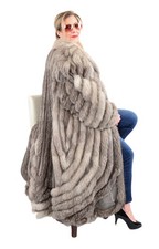 A5834 SILBERFUCHS MANTEL FUCHS