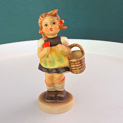 Goebel porzellanfigur mädchen - porzellanfigur,