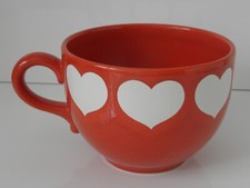 Jumbotasse Wächtersbach Keramik rot mit weissen Herzen 500 ml