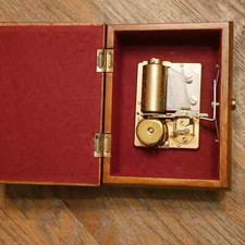 Reuge Spieluhr Le beau Danube bleu J. Strauss Walzenspieluhr