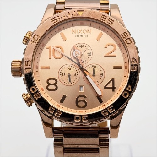 Nixon chrono rosegold - 30,
