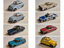 8 alte Matchbox & Co Autos