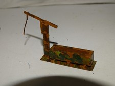 H0 - kleiner Hebebrunnen aus Holz - ca. 4,5 x 1,5 x 4 cm