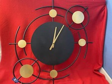 Wanduhr Solarsystem Planeten Mit Monden Schwarz Golden Metall 65 X 5 X 70 B-Ware