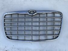 Kühlergrill Emblem Chrom Chrysler 300C 04805926 AC
