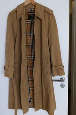 Vintage Burberrys (Burberry) Trenchcoat / Edition Harrods London / Pre 2000