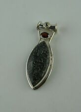 Sterling Silber Anhänger fossiler Dinosaurier Knochen versteinert Granat