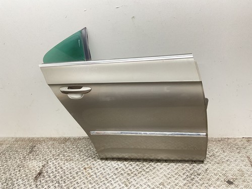 Tür hinten rechts 3c8833056e - rechts,