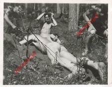 Nackte Soldaten Sonnenbad bei Salla Lappland Finnland