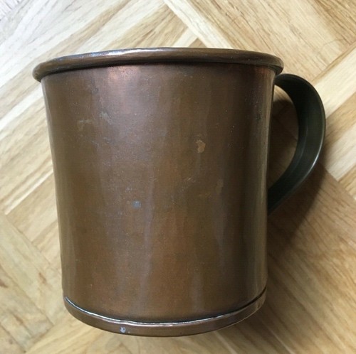 Massiver alter becher aus - massiver,