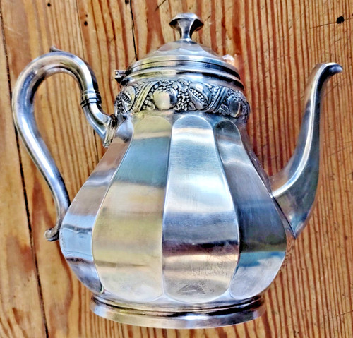 Versilberte kaffee kanne art - kaffee-kanne,
