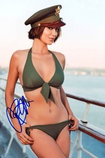 CATHERINE BELL Foto Format