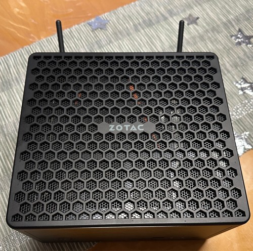 Zotac zbox magnus ek51070 be - zotac,
