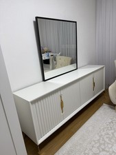 Modernes Sideboard Weiß inkl. Spiegel, sehr guter Zustand