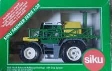 Siku 3552 Fendt Xylon mit Aufbauspritzanlage Farmer-Serie 1:32