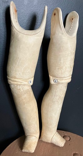 Antike puppenbeine aus leder - puppenbeine,