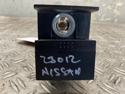 88713 aschenbecher nissan - 88713,