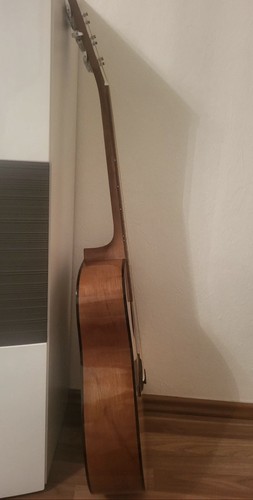 Yamaha f310 string acoustic - 6-string,