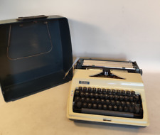 Schreibmaschine Reiseschreibmaschine Erika Mod. 33 DDR Büro Sekretariat Empfang
