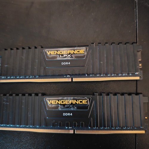 Corsair vengeance lpx 16gb - corsair,