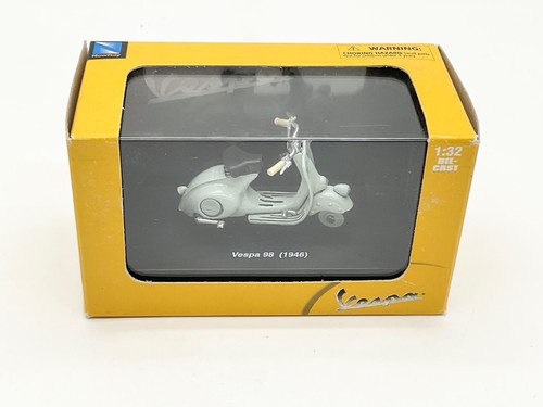 New ray vespa roller - new,