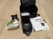 Nikon Speedlight SB-700 wie