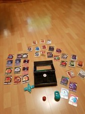 Bakugan Battle Brawlers Box mit Sammelkarten und 2 Spielfiguren + Taschenlampe