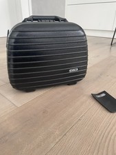 Rimowa Salsa Beauty Case