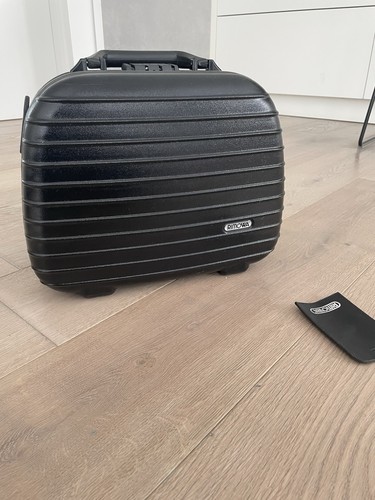 Rimowa salsa beauty case - rimowa,