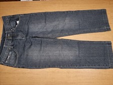 Herrenjeanshose Größe 158 plus 2 T-Shirts Größe M