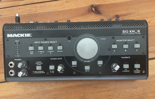 Mackie big knob studio - mackie, command