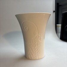 2510021 Wedgewood Nature Vase Bone China Weiß Circa 16,5 cm hoch