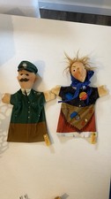 2x Steiff Handpuppe Polizist + Hexe Kasperletheater -alt