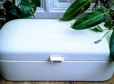 Brotkasten Emaille Weiß vintage Landhaus Bauernhaus Shabby Chic Metall Brotbox