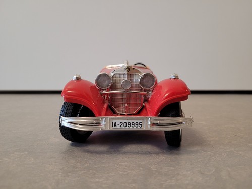 Bburago mercedes benz 500 - 1:20,