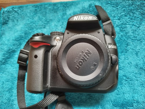 Nikon d5000 sc10027 body - d5000,
