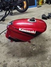 Kawasaki Gpz 500 S  Tank, Kraftstoffbehälter,Benzintank mit Schüssel Benzinhahn 
