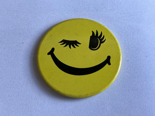 Vintage original wink - wink, smiley