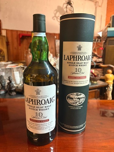 Laphroaig cask strength red - laphroaig,