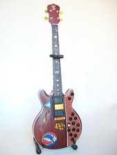 Alembic Miniatur Bassgitarre "Steal your face" - Phil Lesh - Grateful dead