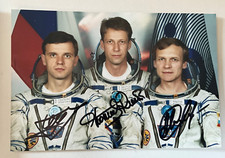 3 Original Autogramme Sojus TM-22 Juri Gidsenko, Sergej Awdejew, Thomas Reiter