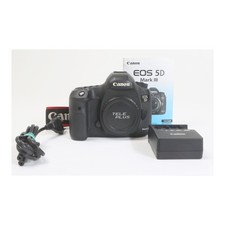 Canon EOS 5D Mark III + Gut (281110)