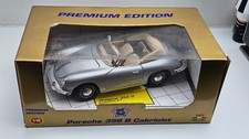 Modellauto 1:18 / Bburago /