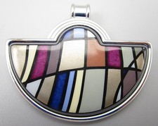 VINTAGE MICHAELA M. FREY WILLE