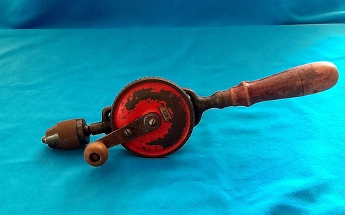 Schöne alte handbohrmaschine - schöne,