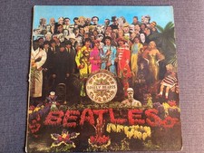 Beatles Sgt. Pepper LP Hör Zu Odeon SHZE 401 Weiss-Rot-Goldenes Label mit Insert